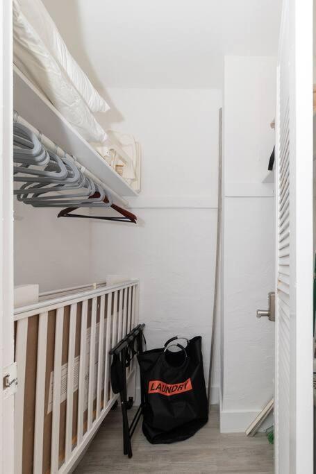 Stunning & Spacious Resort-Style Condo Across From Beach! Miami Beach Esterno foto