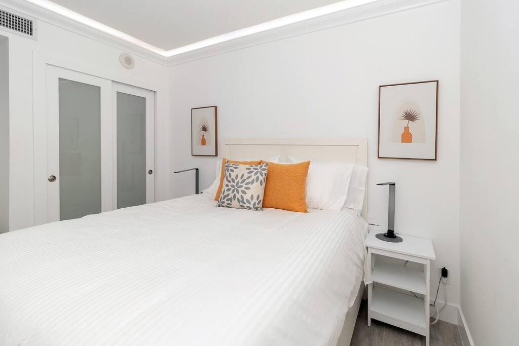 Stunning & Spacious Resort-Style Condo Across From Beach! Miami Beach Esterno foto